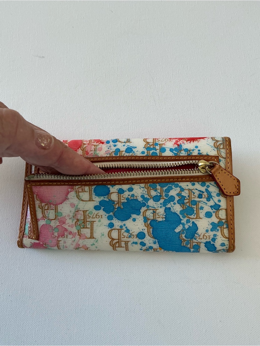 Dooney & Bourke Watercolor Graffiti Continental Wallet Multicolor DB Monogram - Picture 5 of 12